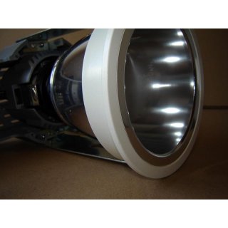 27834 | selux Leuchtstoff-Einbau-Downlight Lampe 