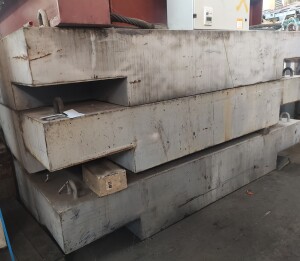 Horizontal peeling centrifuge, used B12838