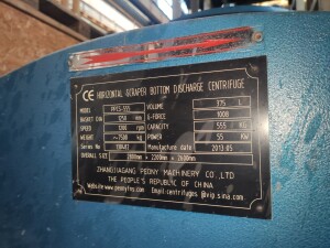 Horizontal peeling centrifuge, used B12838