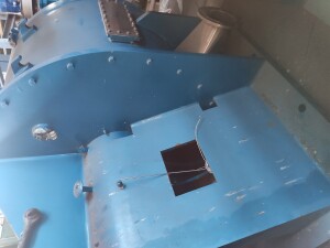 Horizontal peeling centrifuge, used B12838