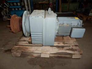 Getriebemotor 15 kW 12 U/min B5 B14260