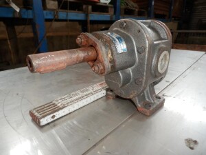 Zahnradpumpe BT3 BZ CBK 51 B14309