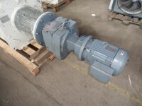 B14403 Stainless steel rotary valve 800 x 500 mm, 7.5 kW