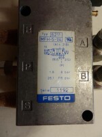 B14477 Directional valve FESTO MFH-5-1/4 used