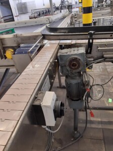 Plastic link belt conveyor 18 m used B16099