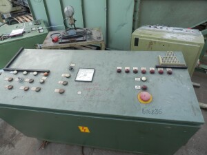 Schaltpult 1,6 x 0,7 x 1 m gebraucht B16886