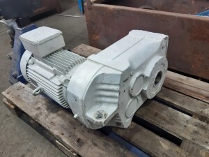 Getriebemotor 11 kW 49 U/min gebraucht B17042