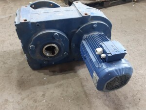 Gear motor 7.5 kW 87 rpm Agitator used B17072