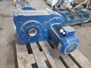 Gear motor 7.5 kW 87 rpm Agitator used B17073