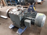 Geared motor 18.5 kW 28 rpm used B17106
