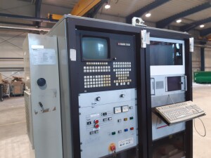 Cutting machine for laminated glass used B17163