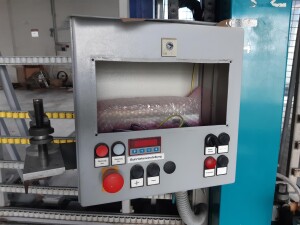 Glass drilling machine used B17179