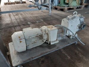 Rotary lobe pump approx. 4 kW used B17214