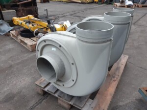 Radiallüfter PVC 0,18 kW  300 m³/h gebraucht B17263
