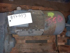 Gear motor approx. 30 kW 95 rpm used B17113