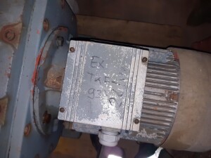 Gear motor 22 kW rpm used B17111