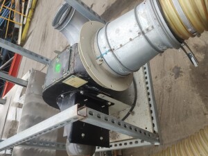 Fluidized bed dryer with 2 fans used B17308