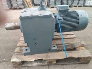Geared motor 18.5 kW 20 rpm used B17311