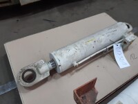 Hydraulikzylinder ca. 500 mm Hub unbenutzt B17321