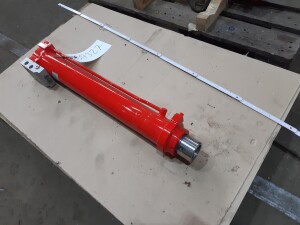 Hydraulikzylinder ca. 600 mm Hub unbenutzt B17327