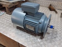 Electric motor with brake 1.1 kW 1400 rpm B5 unused B17355