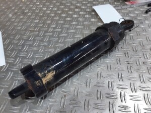 Hydraulikzylinder ca. 200 mm Hub gebraucht B17357