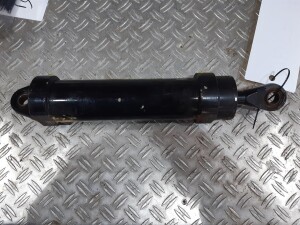 Hydraulikzylinder ca. 200 mm Hub gebraucht B17357