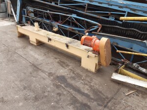 Trough auger 3 m 1.5 kW used B17360