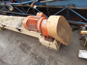 Trough auger 3 m 1.5 kW used B17360