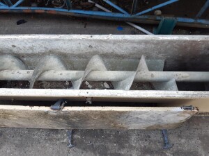 Trough auger 3 m 1.5 kW used B17360