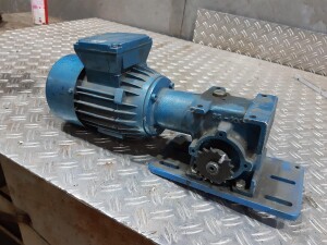 Getriebemotor 0,55 kW 280 U/min B3 gebraucht B17362