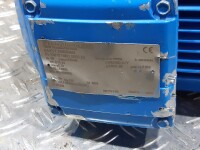 Gear motor 0.75 kW 26 rpm used B17364