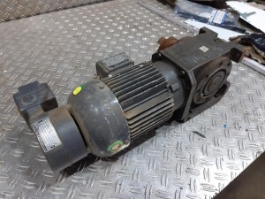 Getriebemotor mit Bremse 0,55 kW 42 U/min gebraucht B17371