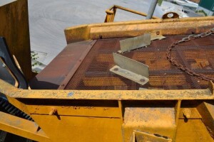Vibro screening machine approx. 2.1 x 1 m used B17373