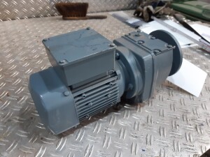 Getriebemotor 0,25 kW 9 U/min B5 gebraucht B17375