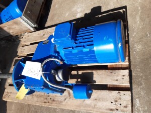Gear motor 5.5 kW 307 rpm Dissolver agitator used B17404
