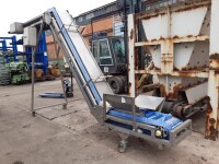 Förderband Edelstahl Kunststoff 5 x 0,3 m gebraucht B17433