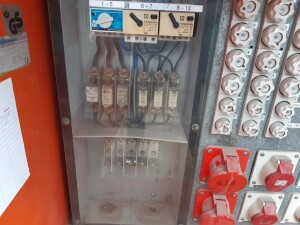 Site power distribution cabinet 2x63A 2x32A 2x16A used B17446