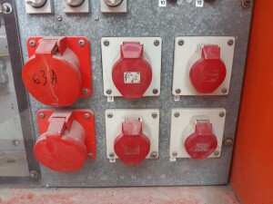 Site power distribution cabinet 2x63A 2x32A 2x16A used B17446