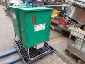 Baustromverteilerschrank mit Zähler 2x16A 1x32A...
