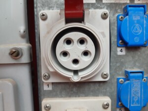 Site power distribution cabinet with meter 2x16A 1x32A used B17451