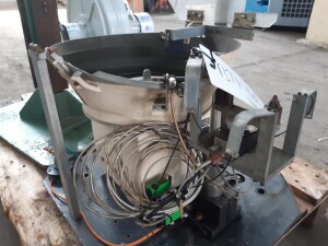 Vibratory bowl feeder vibrating bowl Ø 400 mm used...