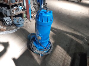 Submersible pump 40 m³/h 7.5 kW used B17470