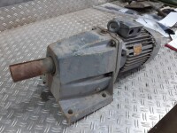 Gear motor 0.75 kW 16 rpm B3 used B17474