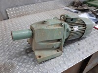 Geared motor with brake 0.75 kW 16 rpm B3 used B17475