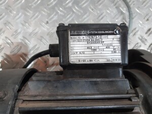Getriebemotor mit Bremse 1,1 kW 44,5 U/min B5 gebraucht B17481