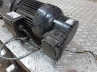 Getriebemotor mit Bremse 1,1 kW 44,5 U/min B5 gebraucht B17481