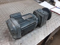 Getriebemotor 0,75 kW 65 U/min B5 gebraucht B17482