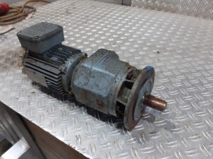 Getriebemotor 0,75 kW 62 U/min B5 gebraucht B17483