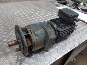 Getriebemotor 0,75 kW 62 U/min B5 gebraucht B17483